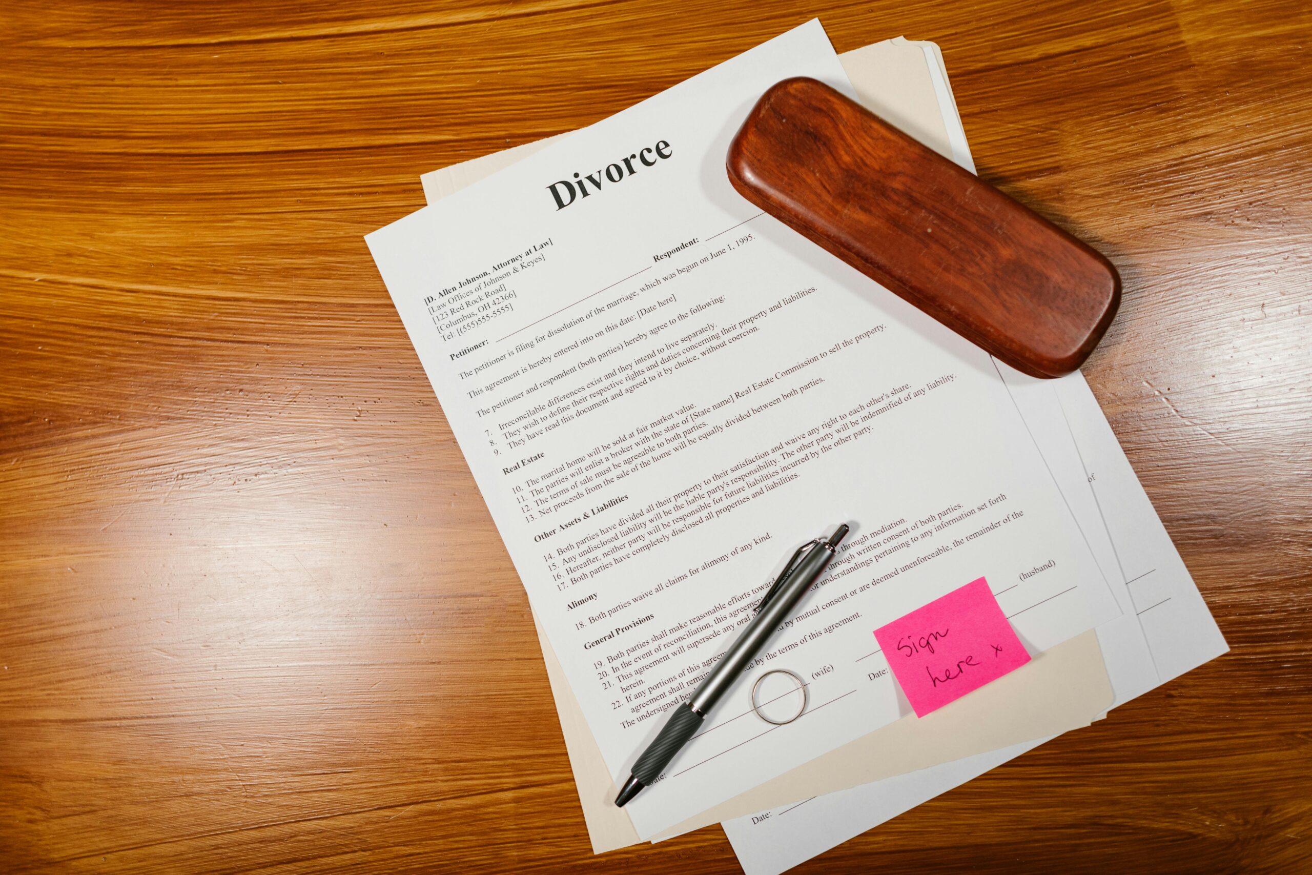 Divorce Lawyer